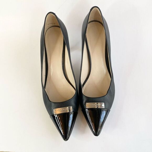 Coach Leather Point Cap Toe Black Silver Plate Emblem Stiletto Heel Zan Size 9.5 - Picture 4 of 10